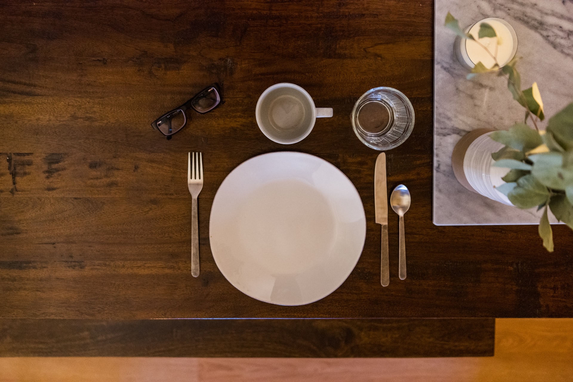 Jak kolor talerza pobudza apetyt, a jaki wprost przeciwnie?